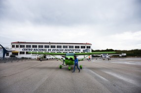 Imagem: Santa Cruz Ocean Spirit aterra no Aeroclube de Torres Vedras